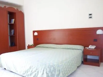 Daire Hotel Felix Scalea Scalea