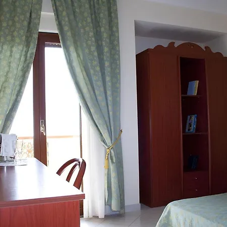 Hotel Felix Scalea Daire