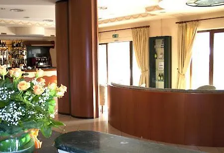 Daire Hotel Felix Scalea *